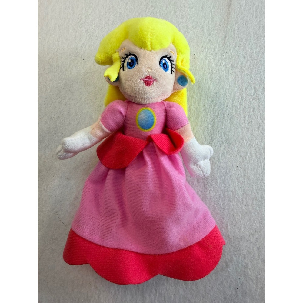 Nintendo Super Mario Princess Peach Plush Pink Dress 2023 Good Stuff 9 inch